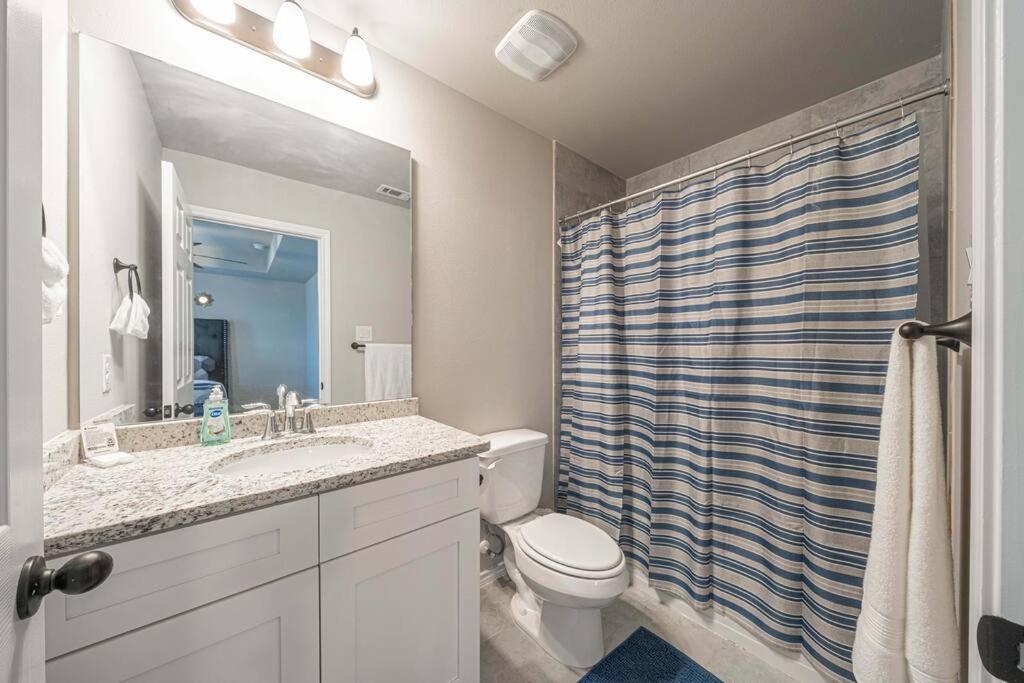 Gorgeous, Brand New 3 Bedrooms Home- Built 2024, Near Seaworld & Lackland Afb サンアントニオ エクステリア 写真